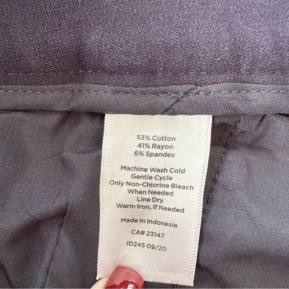 Talbots Newport pant in a stretch cotton blend, high waisted, straight leg - Picture 11 of 11